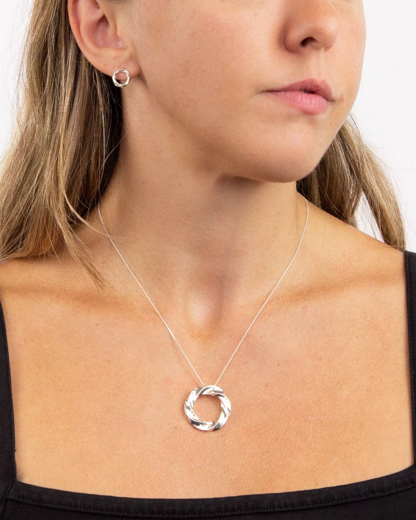 Sterling Silver Organic Circle Twisted Stud Earrings - NiaYou Jewellery