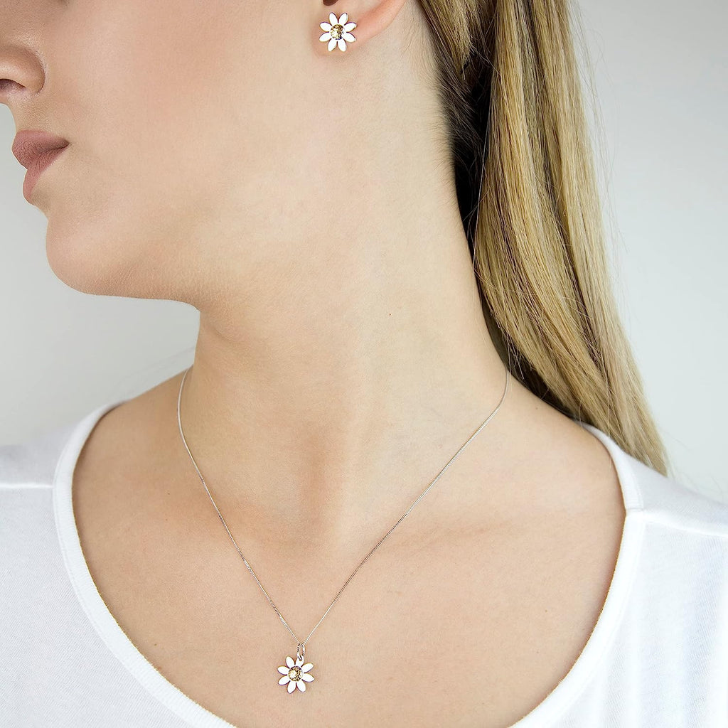 9ct White and Yellow Gold Daisy Stud Earrings and Pendant Necklace Set - NiaYou Jewellery
