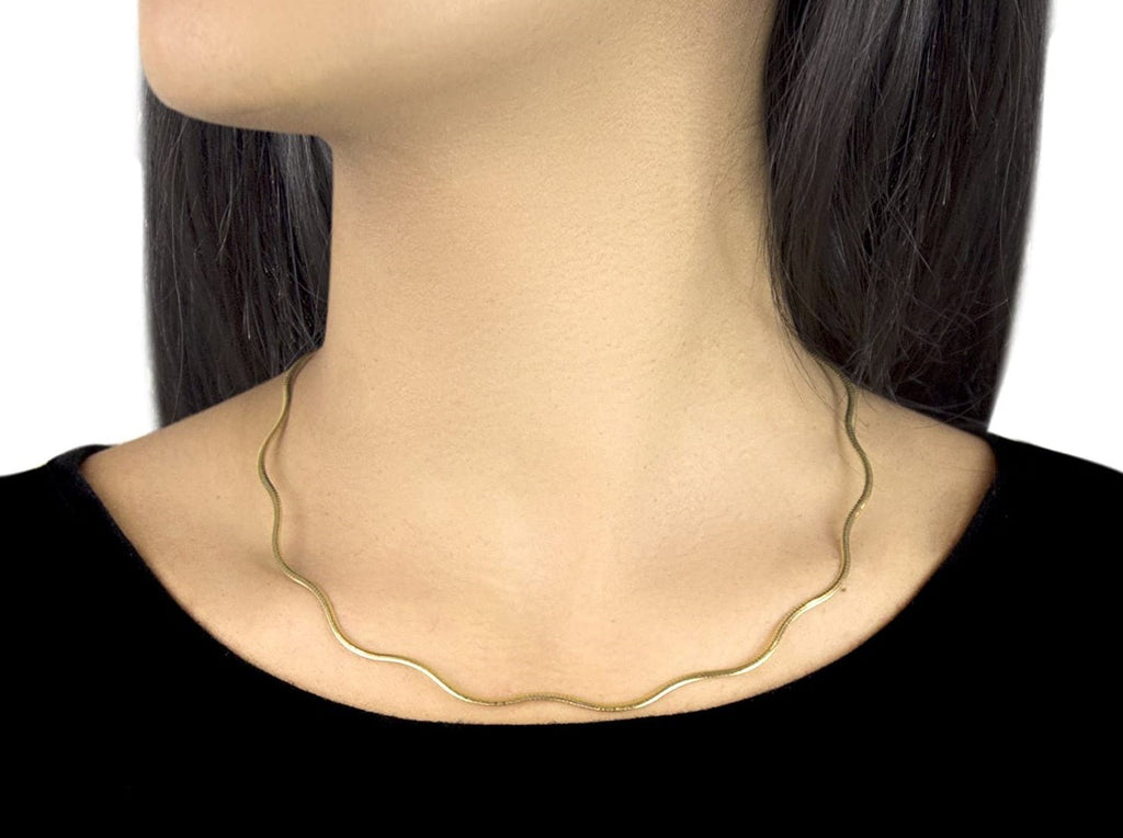 9ct Yellow Gold Flat Wave Omega Chain Necklace - NiaYou Jewellery